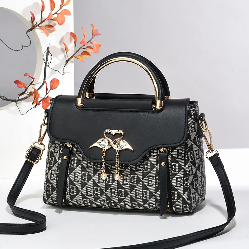Women's Handbag, New Fashion Trend, Embossed Solid Color, Versatile Casual Shoulder and Crossbody Bag for Women