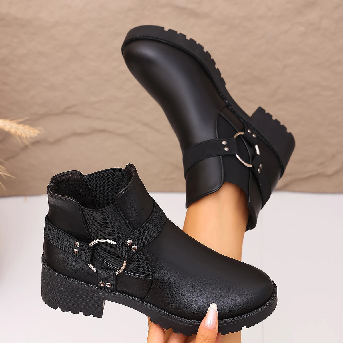 Fashion New Elegant Thick-soled Sports Short Shoes Winter Hot-selling Round Toe Comfortable/Sexy Work and Casual Women's Boots
